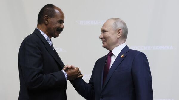 Eritrean President Isaias Afwerki and Russian President Vladimir Putin - Sputnik Africa