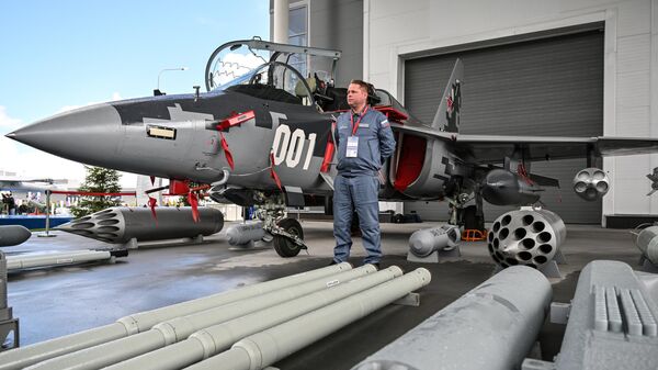 The Yak-130M combat training aircraft at the 10th International Military-Technical Forum Army-2024 in the Patriot Congress and Exhibition Center. - Sputnik Africa