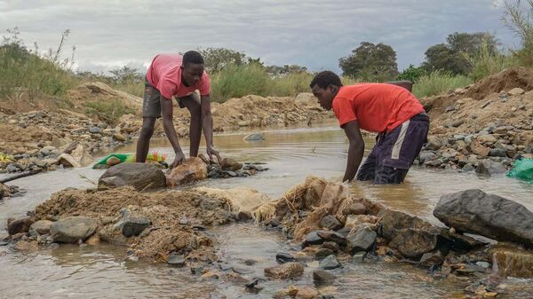 Mining in Zimbabwe - Sputnik Africa