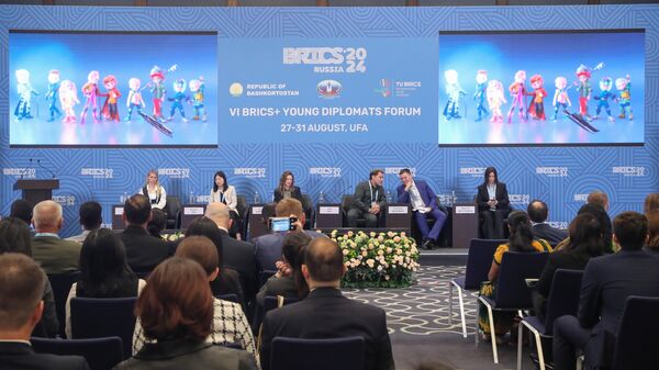 Le forum des jeunes diplomates au format BRICS+ a démarré dans la ville russe d'Oufa