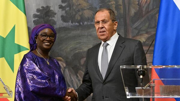 Russian Foreign Minister Sergey Lavrov and Senegal's Foreign Minister Aissata Tall Sall at a press conference following their meeting in Moscow - Sputnik Africa