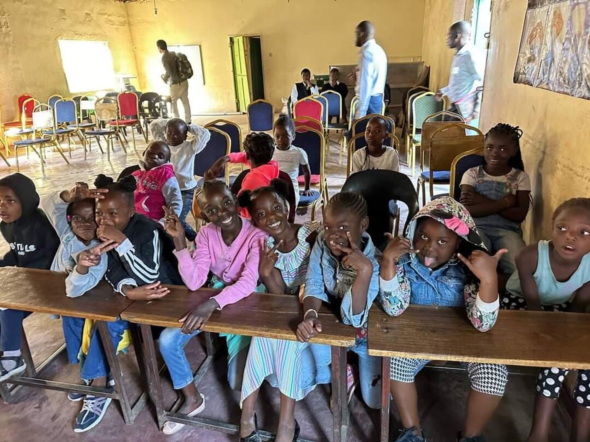 Girl students of Kalingalinga Girls charity project in Zambia - Sputnik Africa, 1920, 31.08.2024