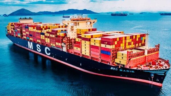 The 17,640-container Liberian-flagged, 366-meter-long, 51-meter-wide container ship MSC Marie - Sputnik Africa