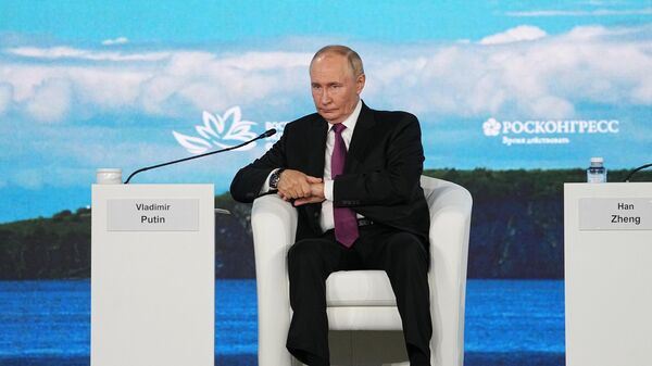 Russian President Vladimir Putin at the plenary session of the VIII Eastern Economic Forum. - Sputnik Africa