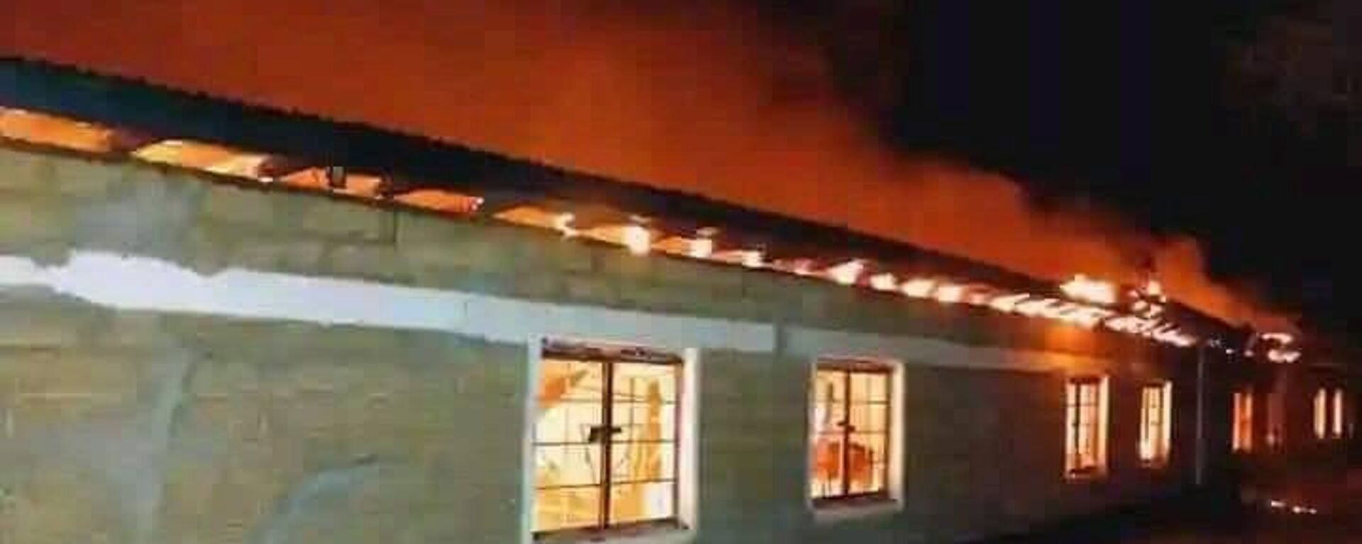 Fire at a girls' school in Isiolo, Kenya. - Sputnik Africa, 1920, 08.09.2024