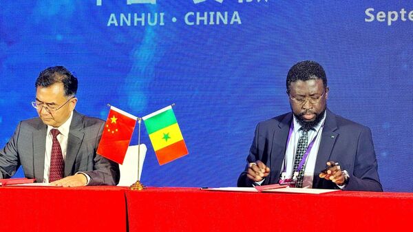 Le Sénégal signe un accord de coopération avec la Chine pour rejoindre la Station Internationale de Recherche Lunaire (ILRS) - Sputnik Afrique