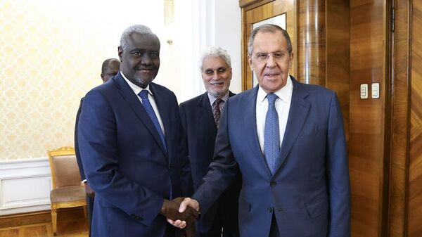 Le président de la Commission de l'Union africaine reçu par Sergueï Lavrov à Moscou