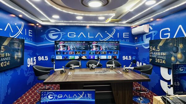 Galaxie FM studio in Guinea - Sputnik Africa