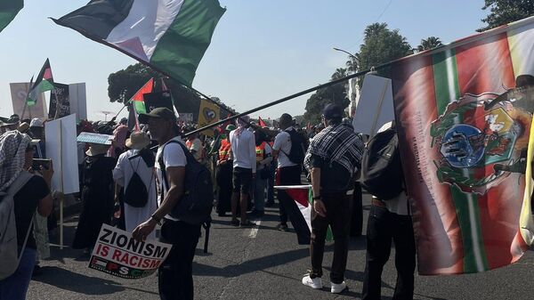 Cape Town residents are holding a mass march  to show support for Palestinians amid the escalating conflict in the Middle East. - Sputnik Africa