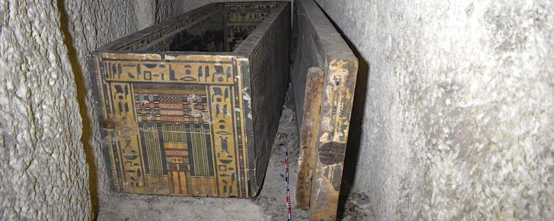 The burial chamber of Edi, the daughter of Governor Djefaihapi, the nomarch of Assiut during King Senwosret I, was discovered during clearance work at Tomb I in Assiut.  - Sputnik Africa, 1920, 06.10.2024