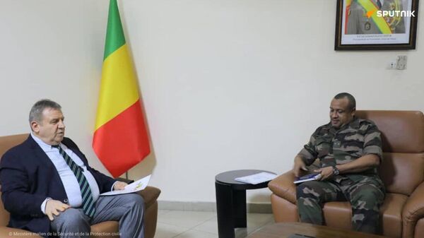 The Malian Minister of Security and Civil Protection, Brigadier General Daoud Aly Mohammedine, receives the Ambassador of the Russian Federation to Mali, Igor Gromiko, on October 2, 2024 - Sputnik Africa