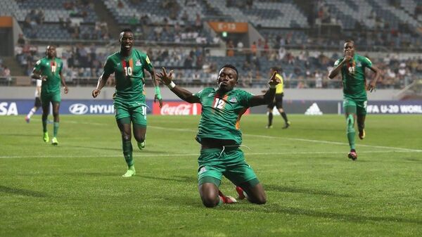 Emmanuel Banda of Zambia celebrates scoring their first goal - Sputnik Africa