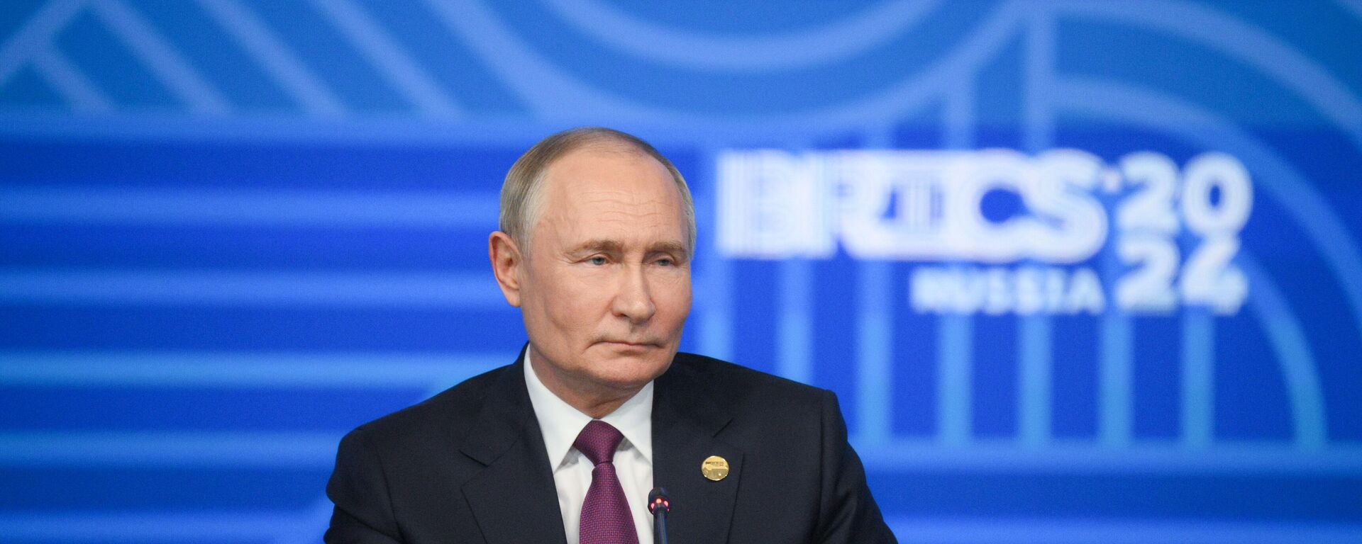 Russian President Vladimir Putin at a press conference as part of the XVI BRICS summit in Kazan. - Sputnik Africa, 1920, 24.10.2024