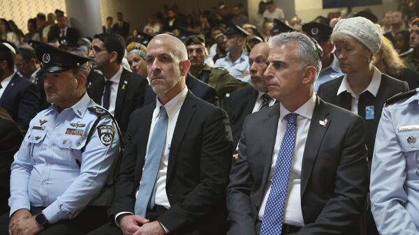 Mossad intelligence agency chief David Barnea, front right - Sputnik Africa