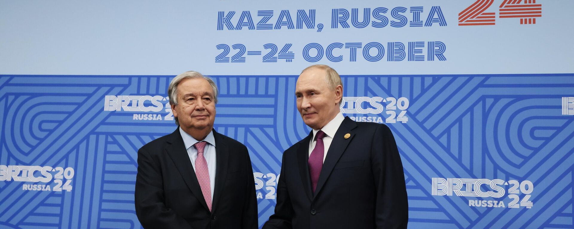 XVI BRICS Summit in Kazan. Meeting between Russian President Vladimir Putin and UN Secretary General Antonio Guterres - Sputnik Africa, 1920, 25.10.2024