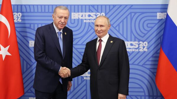 Erdogan attend Poutine en Turquie et l'appelle son ami