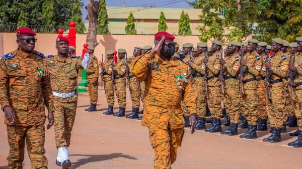 Célébration du 64e anniversaire de la création des forces armées burkinabè, le 1er novembre 2024 - Sputnik Afrique