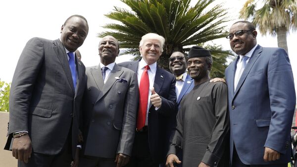 US President Donald Trump poses with African leaders - Sputnik Africa