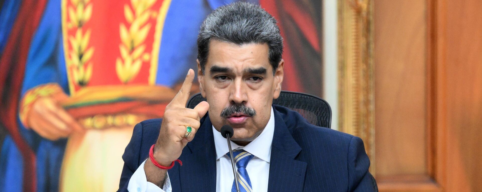 President of the Bolivarian Republic of Venezuela Nicolas C during the signing of documents within the framework of the high-level Russian-Venezuelan Intergovernmental Commission in Caracas. - Sputnik Africa, 1920, 08.11.2024