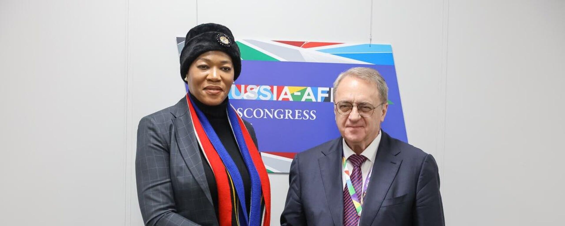 Special Representative of the Russian president for the Middle East and African Countries, Russian Deputy Foreign Minister Mikhail Bogdanov and Deputy Minister of International Relations and Cooperation of South Africa Anna Thandi Moraka - Sputnik Africa, 1920, 10.11.2024