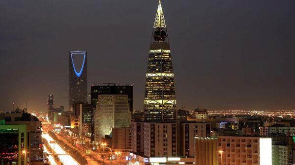This Wednesday, Feb. 9, 2011, file photo, Saudi Arabian city view with the 'Kingdom Tower', background, and 'Al-Faislia Tower' in Riyadh.  - Sputnik Africa