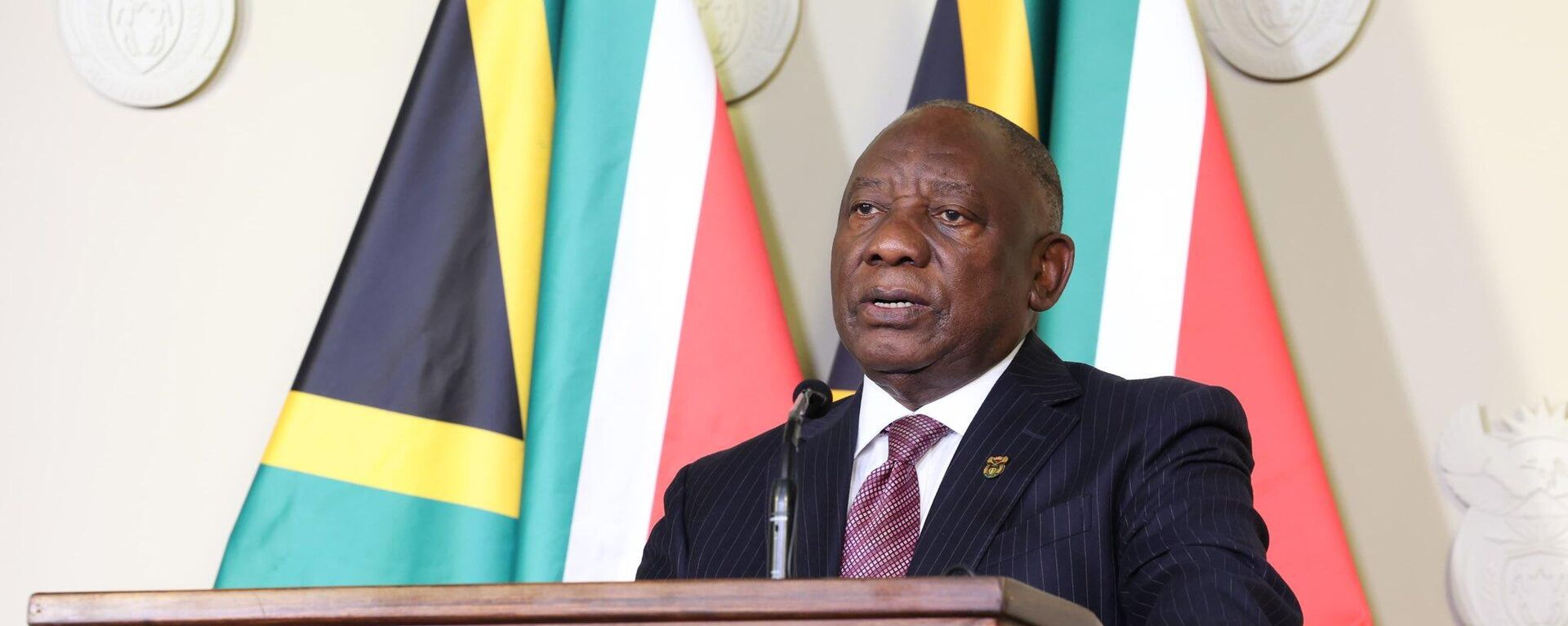 South African President Cyril Ramaphosa addressing the nation on deaths of children due to food-borne illnesses, November 15, 2024 - Sputnik Africa, 1920, 04.12.2024