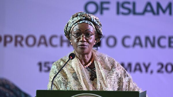 First Lady of Nigeria Oluremi Tinubu makes a speech during the program for Promoting Awareness Against Cancer in Organization of Islamic Cooperation (OIC) African Member States in Abuja, Nigeria on May 16, 2024. - Sputnik Africa