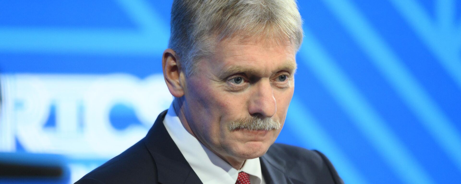 Press Secretary of the Russian President Dmitry Peskov at a press conference of President Vladimir Putin at the XVI BRICS summit in Kazan. - Sputnik Africa, 1920, 24.11.2024