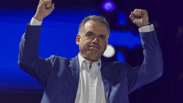 Frente Amplio presidential candidate Yamandu Orsi holds his closing rally ahead of the presidential run-off election in Las Piedras, Uruguay, Wednesday, Nov. 20, 2024. - Sputnik Africa