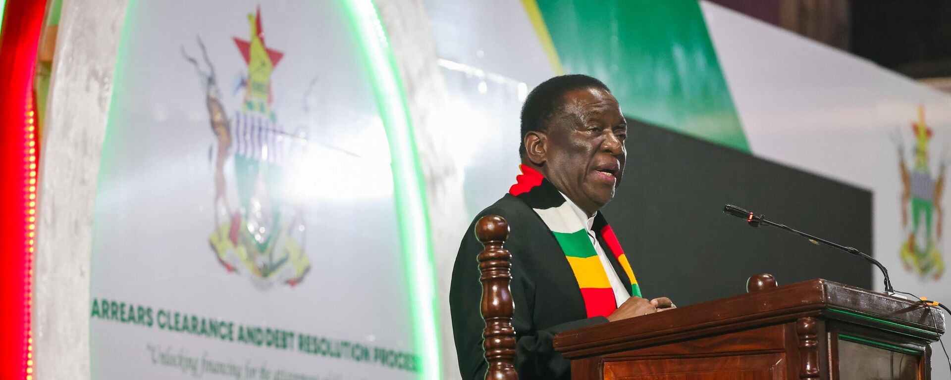 Zimbabwean President Emmerson Mnangagwa at the High Level Structure Dialog Platform conference - Sputnik Africa, 1920, 25.11.2024