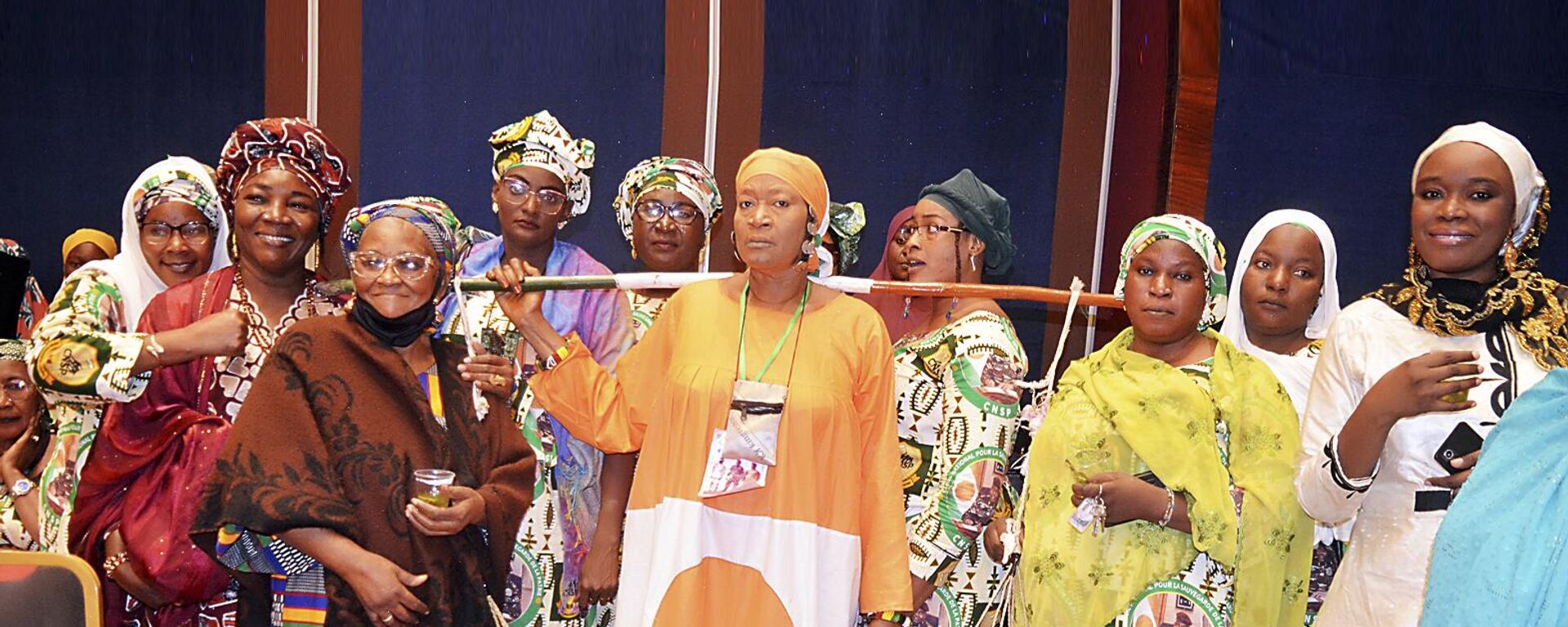 Women attend the Conference in Solidarity with the people of the Sahel in Niamey, Niger Wednesday, November 20, 2024  - Sputnik Africa, 1920, 26.11.2024