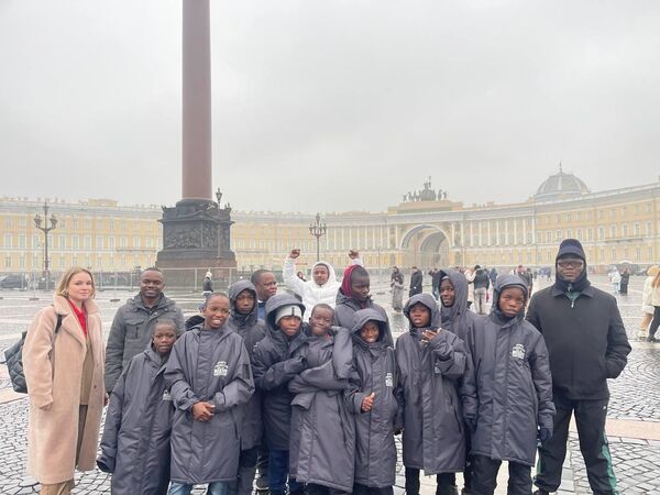 Ten former street children from Zimbabwe have represented their nation at a BRICS+ international children's sports and cultural festival We are the World!, held in November 2024 in St. Petersburg, Russia. - Sputnik Africa