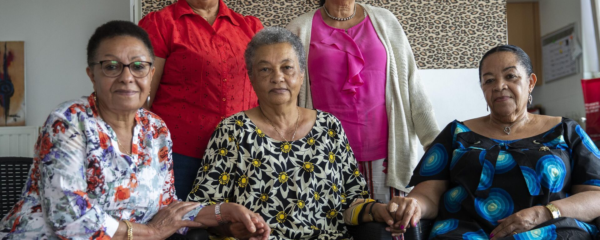 Clockwise from top left, Simone Ngalula, Monique Bitu Bingi, Lea Tavares Mujinga, Noelle Verbeeken and Marie-Jose Loshi, who were kidnapped as children from their Congolese mothers during the colonial period, pose for a group photo in Brussels on Monday, June 29, 2020. - Sputnik Africa, 1920, 03.12.2024