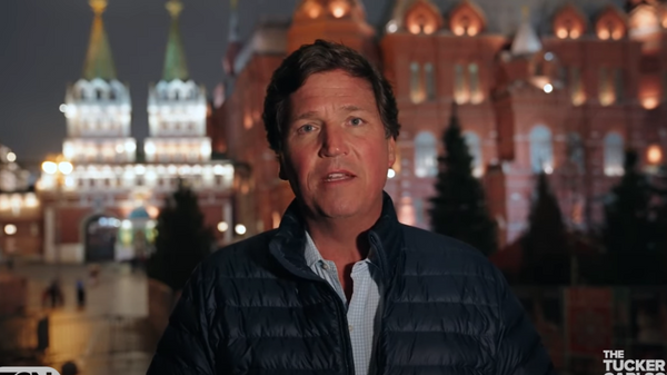 US reporter Tucker Carlson arrived in Moscow for an interview with Russian Foreign Minister Sergey Lavrov (screenshot from the video). - Sputnik Africa