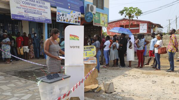 Un bureau de vote à Accra lors des élections présidentielles au Ghana, le 7 décembre 2024. - Sputnik Afrique