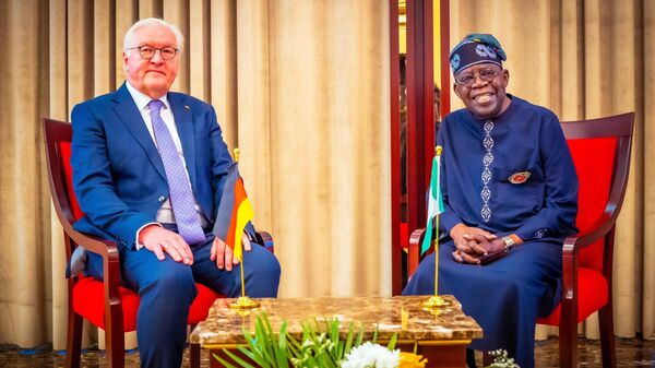 Nigerian President Bola Tinubu welcoming President Frank-Walter Steinmeier of Germany to the Presidential Villa on his State Visit to Nigeria. - Sputnik Africa