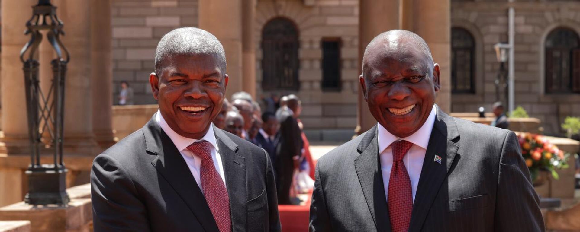 South African President Cyril Ramaphosa and Angolan President Joao Lourenco during Lourenco’s first state visit to South Africa. - Sputnik Africa, 1920, 13.12.2024