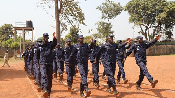 l’école nationale de la police a abrité la cérémonie de sortie des gardiens de la paix de la 22e promotion en Centrafrique - Sputnik Afrique