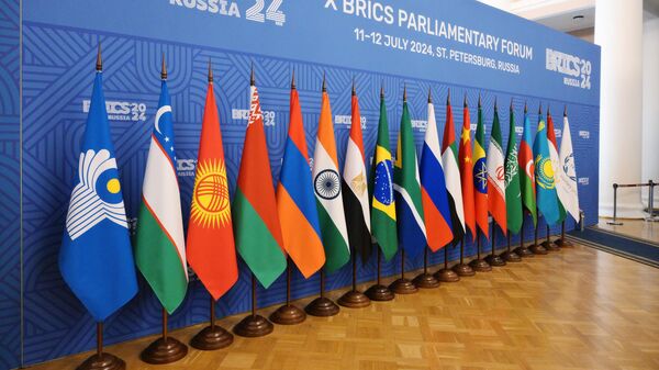 Les BRICS devraient 