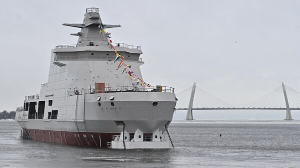 Un patrouilleur polyvalent de classe glace mis à l'eau en Russie