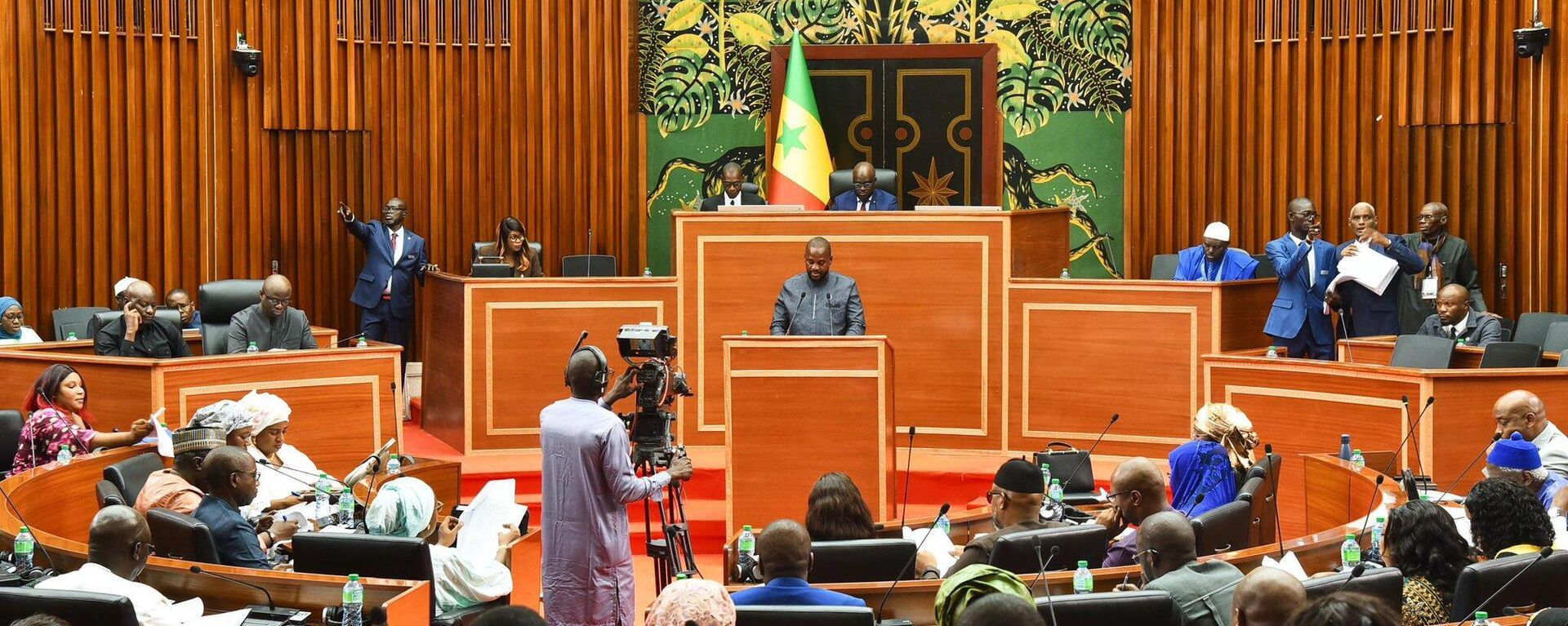 Meeting of the Senegalese National Assembly to approve the 2025 budget, December 28, 2024 - Sputnik Africa, 1920, 29.12.2024