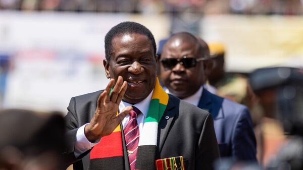 Zimbabwe's President Emmerson Mnangagwa arrives at his inauguration at a local stadium on September 4, 2023 in Harare, Zimbabwe.  - Sputnik Africa