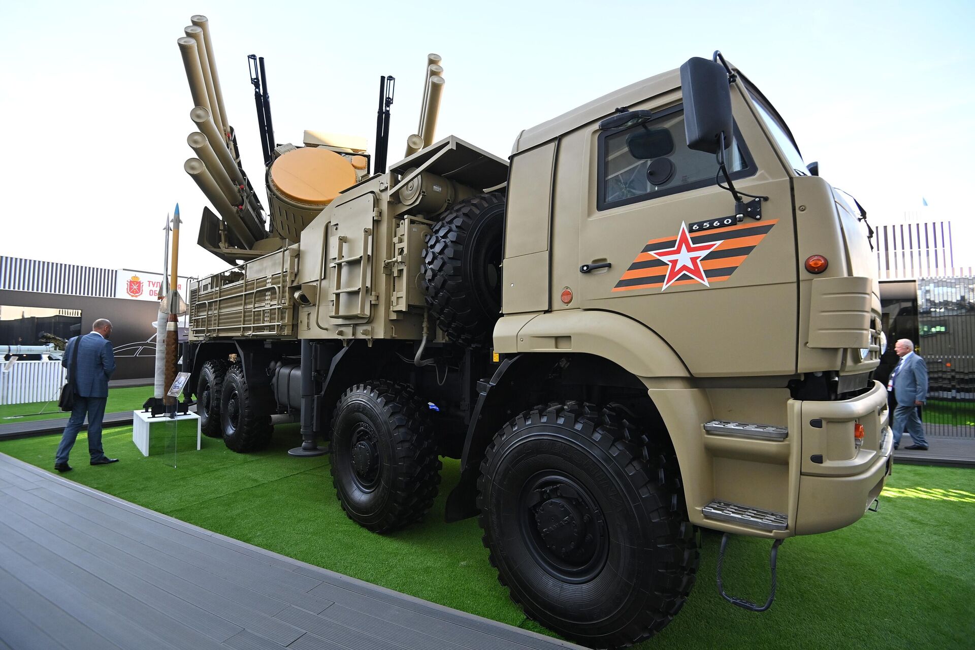 The Pantsir-S1 anti-aircraft missile and gun system (ZRPK) presented at an arms exhibition as part of the Army-2022 International Military-Technical Forum at the Patriot Congress and Exhibition Center. - Sputnik Africa, 1920, 06.01.2025