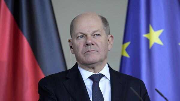 German Chancellor Olaf Scholz attends a joint press conference with Estonian Prime Minister Kristen Michal in the chancellory in Berlin, Friday, Dec. 20, 2024 - Sputnik Africa