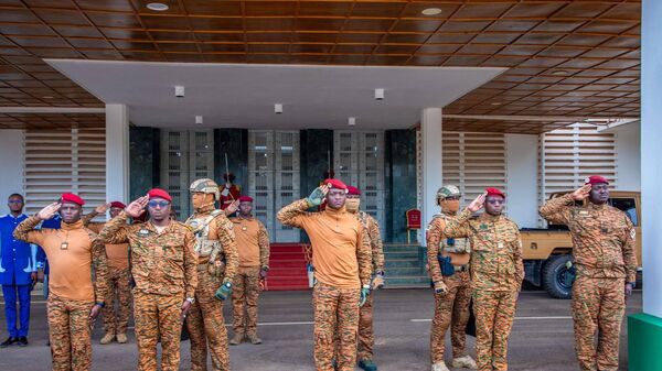 Burkina Faso's President Ibrahim Traore addressing the nation in the Koulouba district of the capital city Ouagadougou - Sputnik Africa