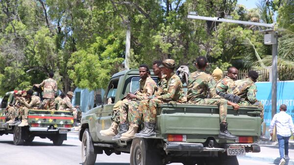 Security forces are dispatched to the scene after bomb and armed attack on a hotel which is close to the Presidential Palace, organized by al-Shabaab terrorist group in Mogadishu, Somalia on March 15, 2024.  - Sputnik Africa