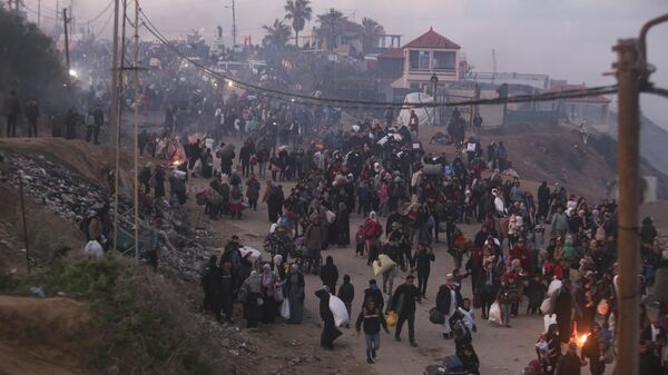 Displaced Palestinians return to their homes in the northern part of the Gaza Strip, Monday, Jan. 27, 2025, days after the ceasefire deal between Israel and Hamas came into effect.  - Sputnik Africa