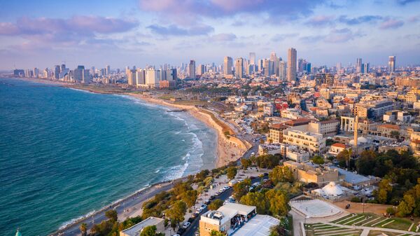 High angle view of buildings by the sea in Bat Yam city, Israel - Sputnik Africa