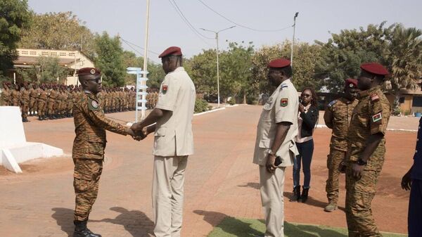 Le colonel Bassinga Bapio Narcisse prend le commandement le groupement central des armées burkinabè - Sputnik Afrique