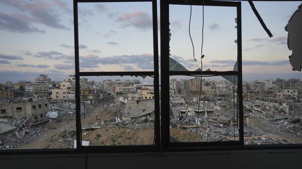 A view of an area in Gaza City destroyed during fightings between the Israeli army against Hamas, in Gaza City, Tuesday, Feb.4, 2025. - Sputnik Africa